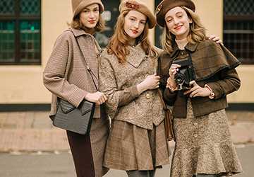 How to Rock Vintage Fashion